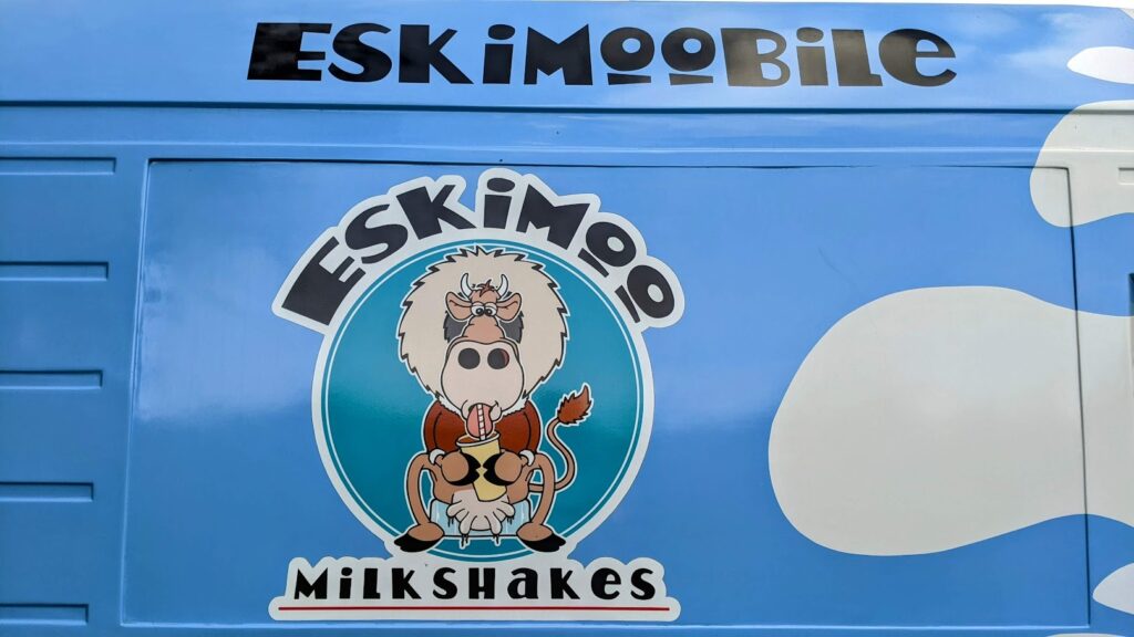 The side of the eskimoobile showing the logo